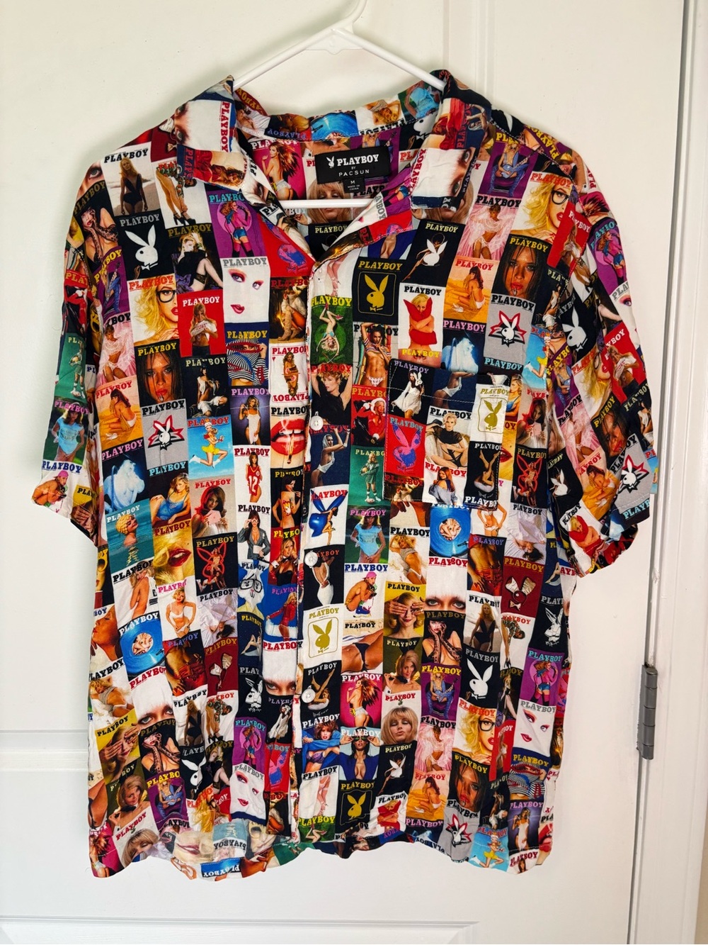 Playboy X Pacsun Men’s Magazine Cover Collage Button Down Shirt Size M